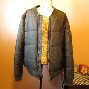Levi’s Olive Puffer Jacket Unisex